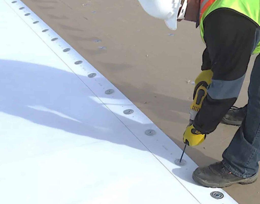 Commercial roofing installation